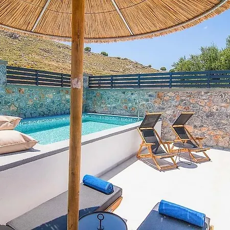 Sleeps 4 Pool Air Con T803245 Villa